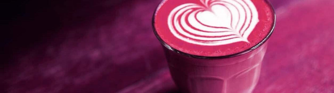 Pink Latte mit Roter Bete und Gewürzen